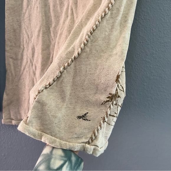 Embroidered Tshirt with Tree and Birds - Picture 12 of 14